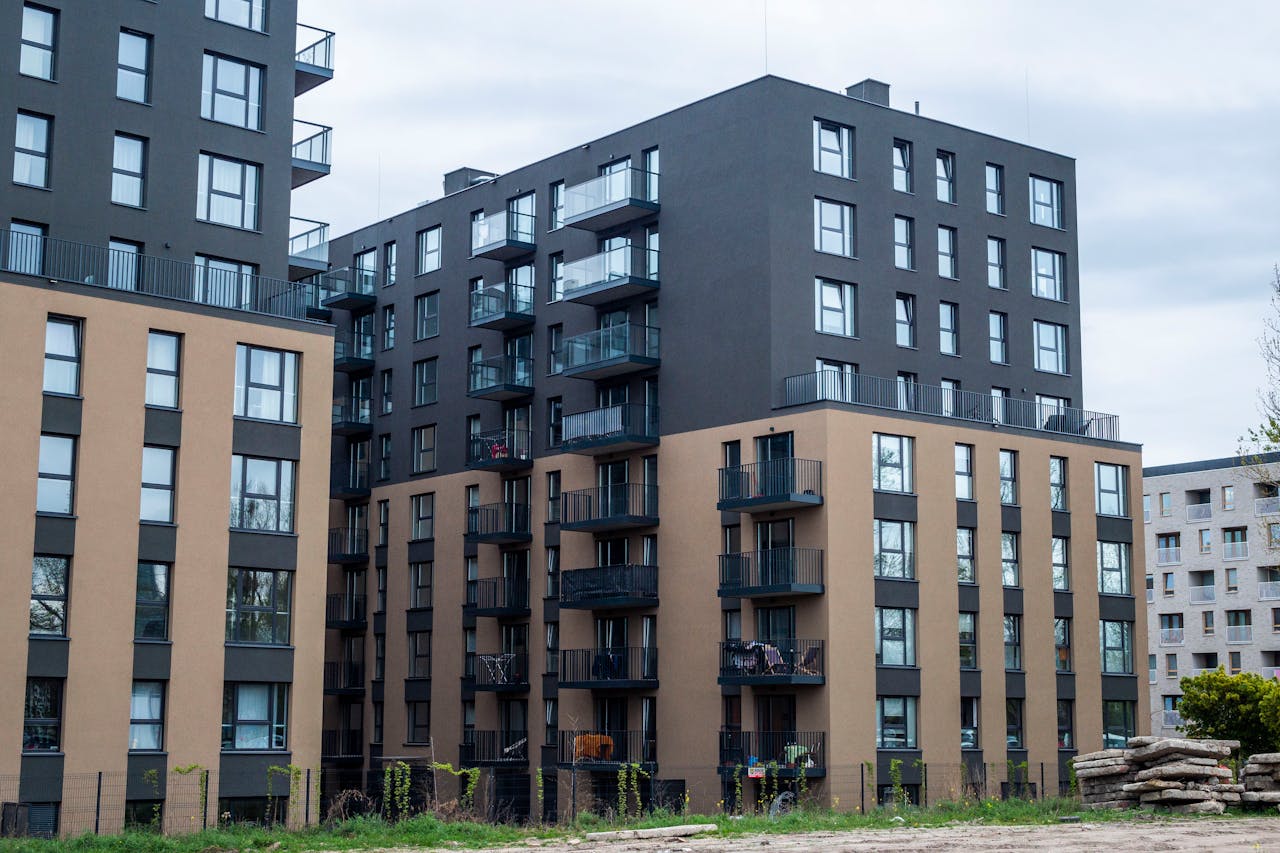 The Art of Drawing Readers In: Your attractive post title goes here Contemporary residential apartment complex with modern architecture design.